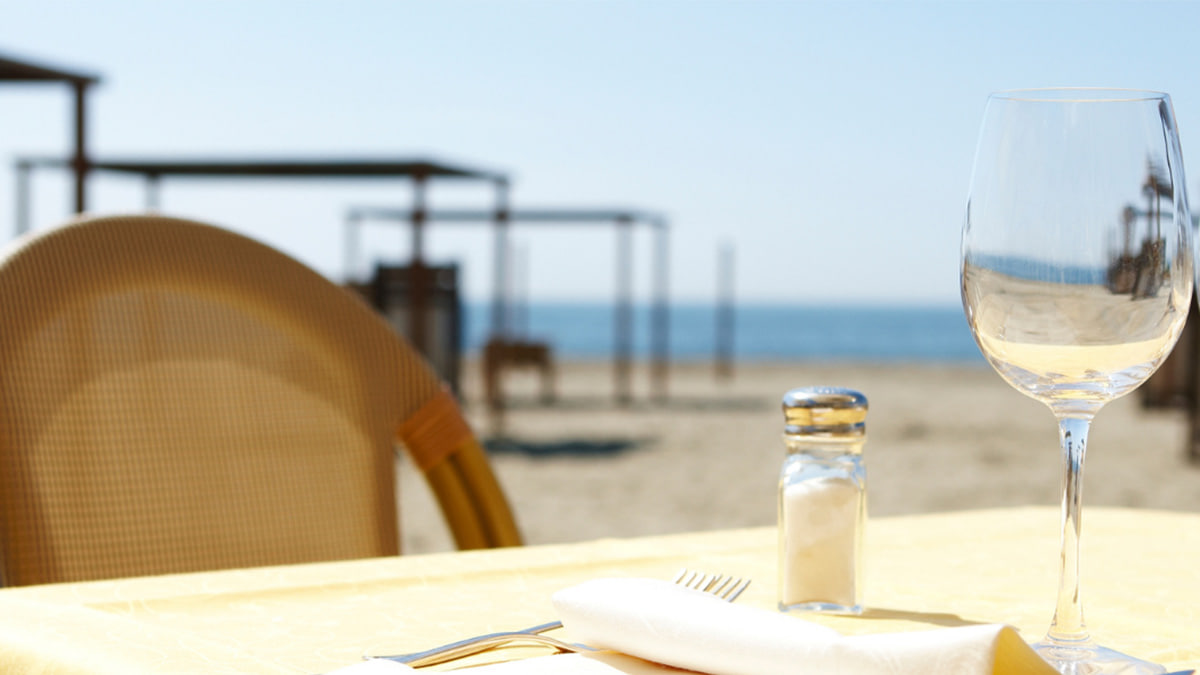 بهترین رستوران بابلسر با موسیقی زنده